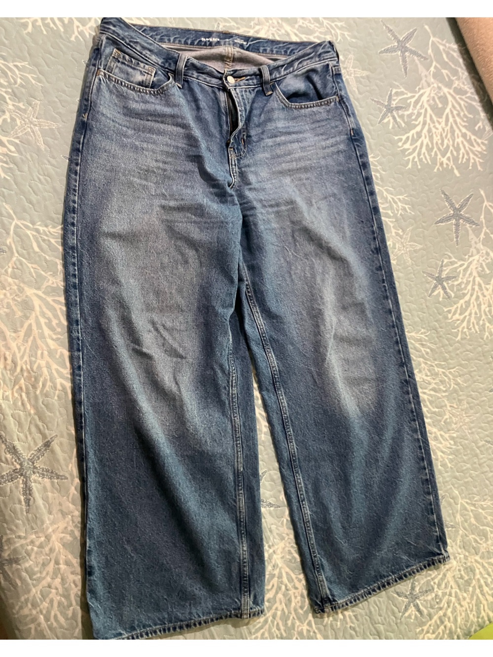 Old Navy woman size 12 jeans Wow baggy